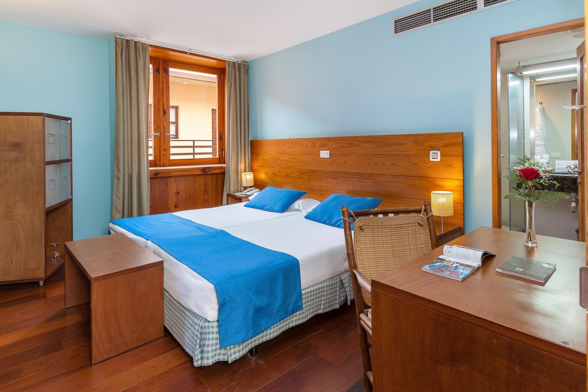 Hotel Livvo La Quinta Roja Гарачико Екстериор снимка